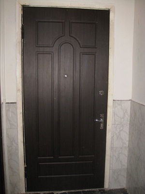 Двери после установки МДФ панели 6